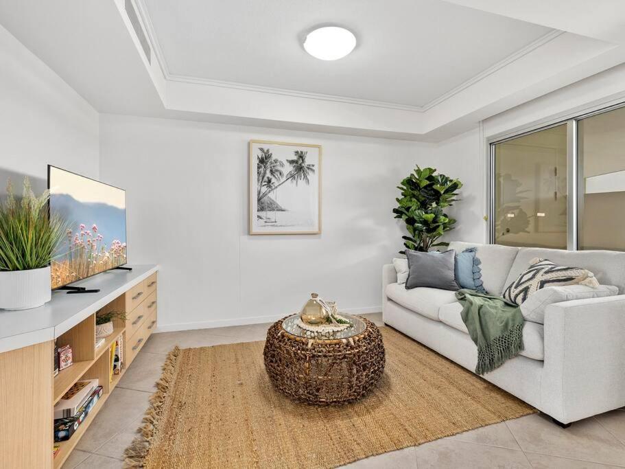 Sensational Ocean View 2 Bedroom Apartment Maroochydore Exteriér fotografie