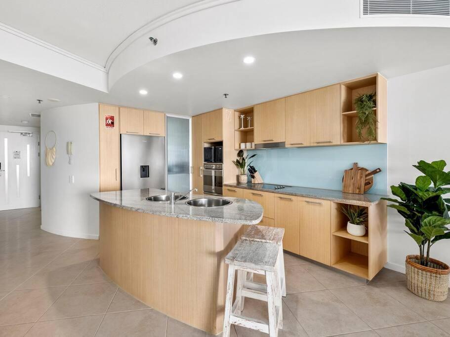 Sensational Ocean View 2 Bedroom Apartment Maroochydore Exteriér fotografie